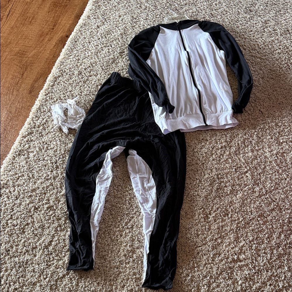 Costume Gallery dance hip hop pants zip long sleeve top black white Adult Small